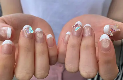 パーツの持ち込みもご相談ください Loops大倉山店所属 植田 知夏のネイルデザイン ミニモ