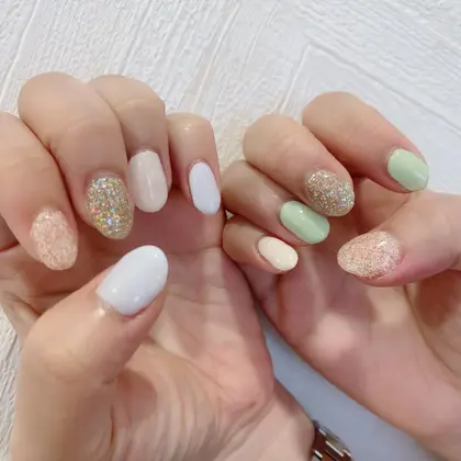 ワンカラーネイル 21年夏人気のワンカラーネイルのネイルデザイン ネイルアートカタログ ミニモ