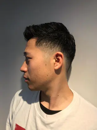 ジャスティンビーバー風 トップは立ち上げるくらいの長さ設定にし サイドは0 3mmで刈り上げてい Keencreativehair所属 メンズオンリー 會澤和磨のヘアカタログ ミニモ