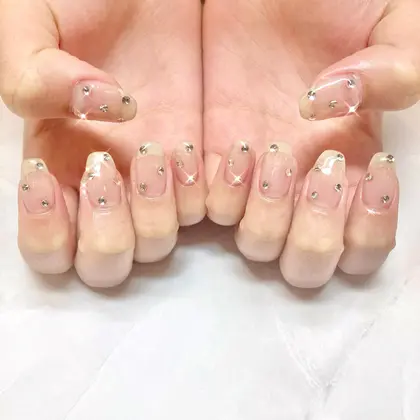 クリアネイル 22年春人気のクリア 透明 ネイルのネイルデザイン ネイルアートカタログ ミニモ