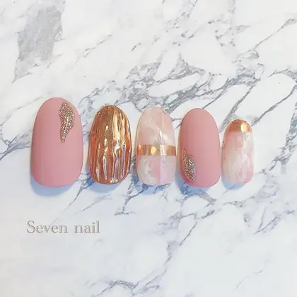 Seven Nailのネイルサロン スタッフ情報 名倉 なな子 ミニモ
