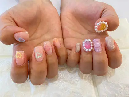 レイフィールド光の森店のネイルサロン スタッフ情報 Raynail Akiyo ミニモ