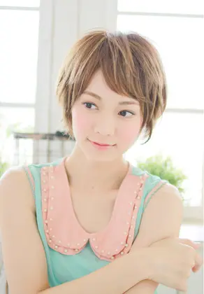 ウルフカット 21年夏人気のウルフカットのヘアスタイル 髪型カタログ 5ページ目 ミニモ