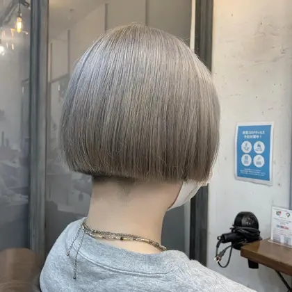 シルバーカラーのグラデーションボブ 甘いグラデーションでとても可愛いです Bilancia所属 カットモデル募集 Koheiのヘアカタログ ミニモ シルバーカラーのグラデーションボブ 甘いグラデーションでとても可愛いです Bilancia所属 カットモデル募集 Koheiのヘアカタログ ミニモ