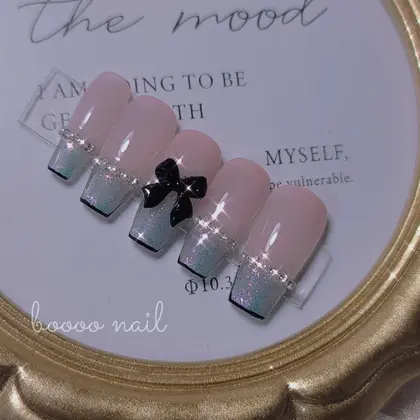 きれいめピンクネイル こんばんは٩ ๑ ᴗ ๑ ۶ お客様ネイルのご紹介です Boooo Nail所属 三島 千歩のネイル デザイン ミニモ