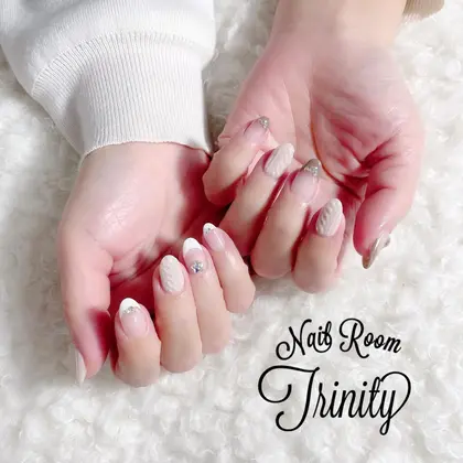 Nail Room Trinity 芦屋のネイルサロン ネイリスト情報 Trinity Nanaka ミニモ