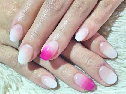 2020年秋 人気のグラデーション ラメグラデのネイルデザイン ネイルアートカタログ 83ページ目 Minimo ミニモ