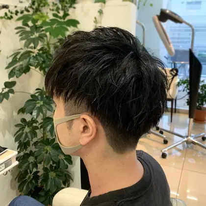 ツーブロック 21年秋人気のツーブロックのヘアスタイル 髪型カタログ ページ目 ミニモ