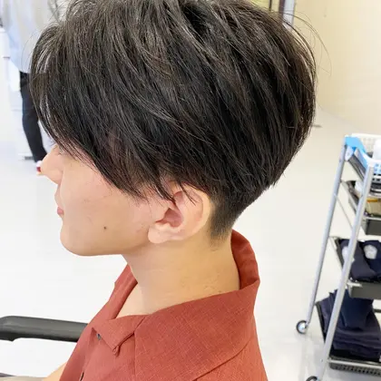 センターパート 22年冬人気のセンターパートのヘアスタイル 髪型カタログ 2ページ目 ミニモ
