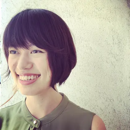 前下がりボブ 21年夏人気の前下がりボブのヘアスタイル 髪型カタログ 4ページ目 ミニモ