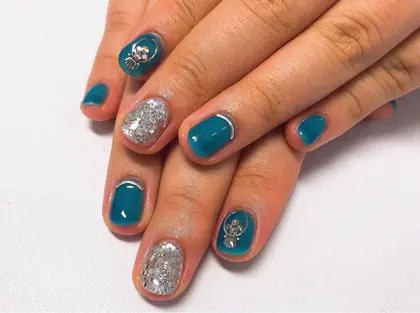 Bluereef四谷３丁目店のネイルサロン スタッフ情報 渡邊 リコ ミニモ