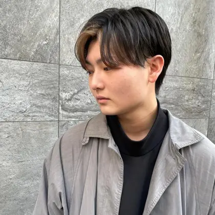 センターパート 22年冬人気のセンターパートのヘアスタイル 髪型カタログ 3ページ目 ミニモ