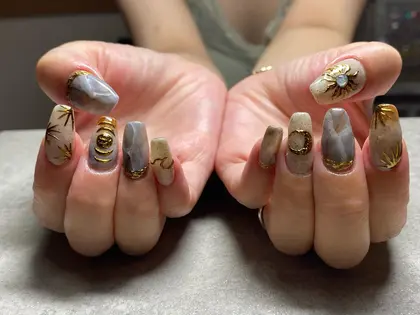 太陽ネイル Private Nail Lys所属 Yuriのネイルデザイン ミニモ