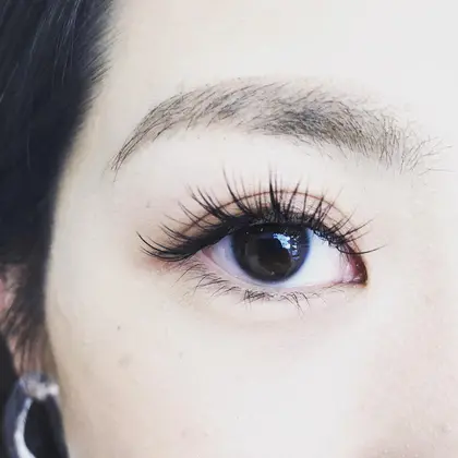 t所属 塚原 佳奈のマツエクデザイン ミニモ