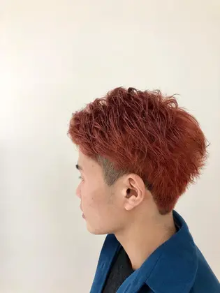 最新髪色 赤 メンズ ブリーチなし 最高のヘアスタイルのアイデア