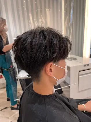スッキリした刈り上げスタイル Nynyなんば道頓堀店所属 山本 乃慧 メンズカット のヘアカタログ ミニモ