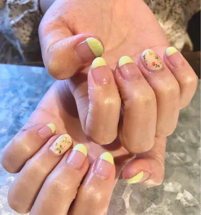ニュアンスネイル Tram所属 森泉 智子のネイルデザイン ミニモ