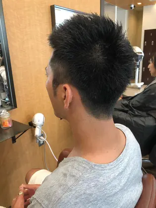 モヒカン 21年秋人気のモヒカンのヘアスタイル 髪型カタログ 23ページ目 ミニモ