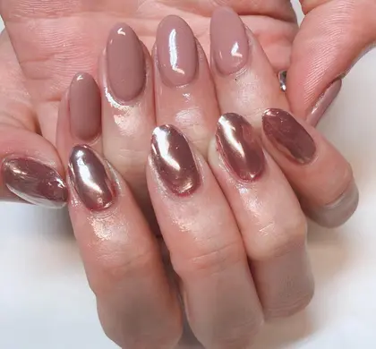 グラデーション 21年夏人気のグラデーション ラメグラデのネイルデザイン ネイルアートカタログ ページ目 ミニモ