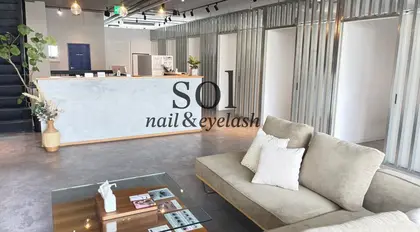 sol nail & eyelash