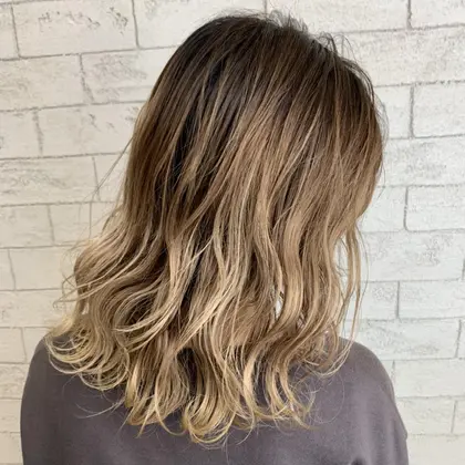 Agir Hair 北千住店 足立区 の美容室 美容院情報 ミニモ