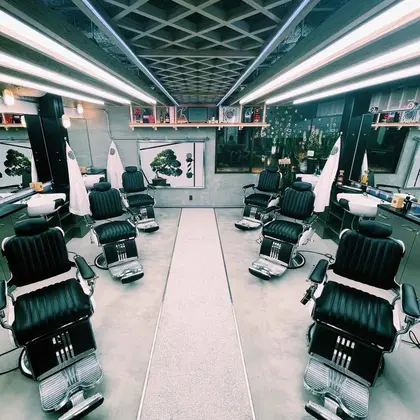 damdee tokyo hair lounge 新宿店