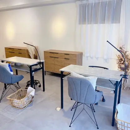 nail salon tiffin