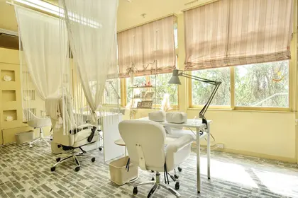 Salon Ola*