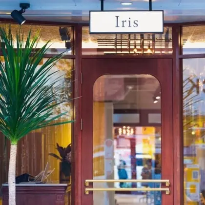 iris名駅 ハイトーンブリーチ【イリス】