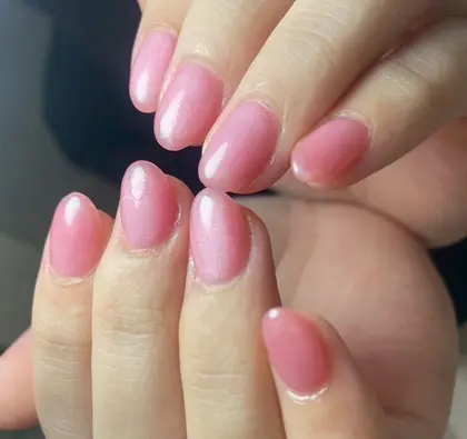 WHITE NAIL