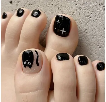AKINA  NAIL