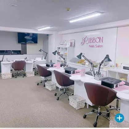 Ribbon nails salon