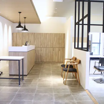 BRICK HAIR & SPA 松山