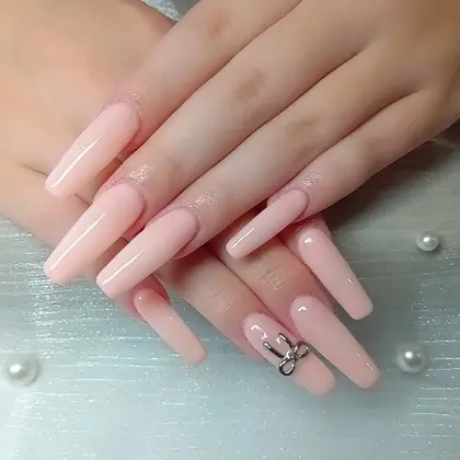 KIKI Nail