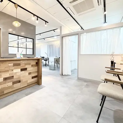 nail salon tiffin【ティフィン】