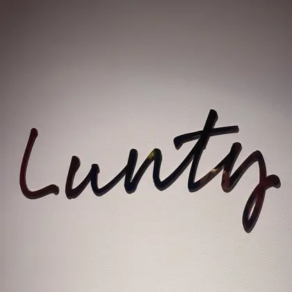 LUNTY NAMBA  難波駅前店