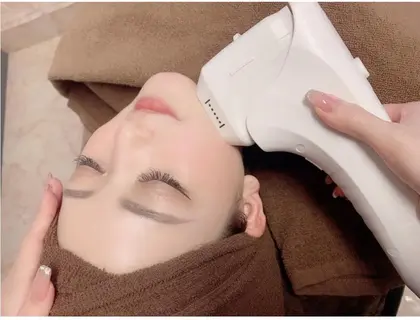 マツエク専門店white Camellia梅田茶屋町店 大阪市北区 のエステ リラクサロン情報 ミニモ