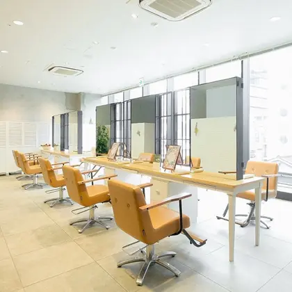 L by ZENON BEAUTY