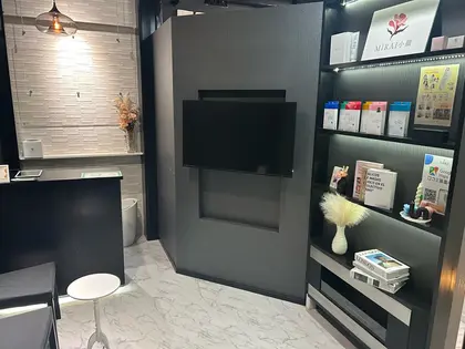 MIRAI小顔天満橋店