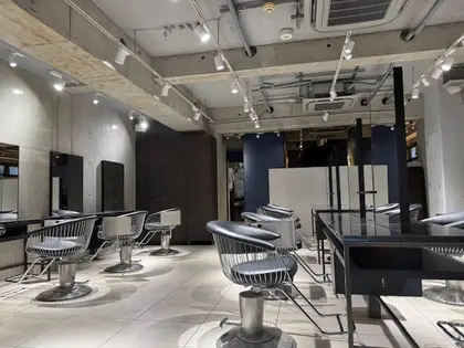 HAIR&MAKE EARTH大和店