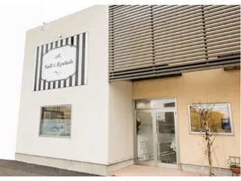 Nail&eyelash salon A’vi