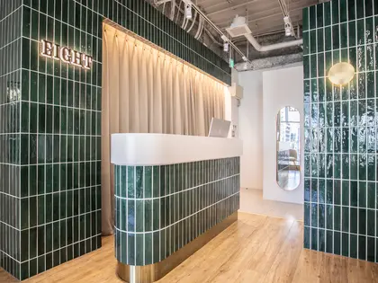 EIGHT corner 大宮東口店