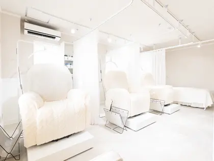 Cher《シェール》【LEDエクステ・まつげパーマ・アイブロウ・エステ・ネイル】