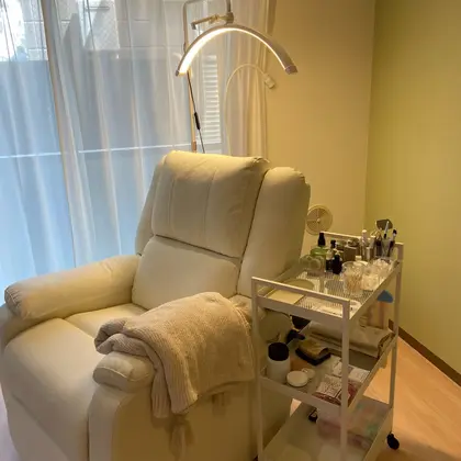 Lunoa eyelash salon