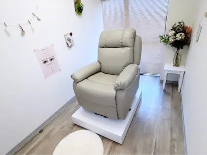 眉毛＆まつ毛パーマ専門店 Berry【ベリー】川口店