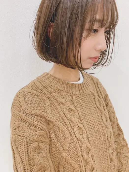 ショートボブ ベージュカラー 透け感透明感抜群のベージュカラー 自然なお洒落ヘアー 透 Gift Osakaumeda所属 似合わせ得意 吉田悠馬のヘアカタログ ミニモ