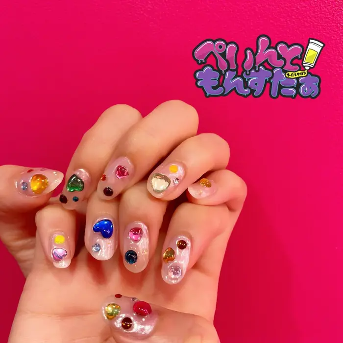 このデザイン人気です ネイルサロンぺいんともんすたぁ所属 ぺいんともんすたぁ 鶴橋のネイルデザイン ミニモ