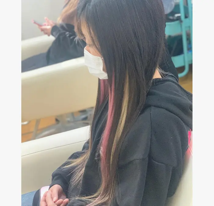 ウルフショート ロング プルエクステのお店 Next所属 松田 栞奈のヘアカタログ ミニモ