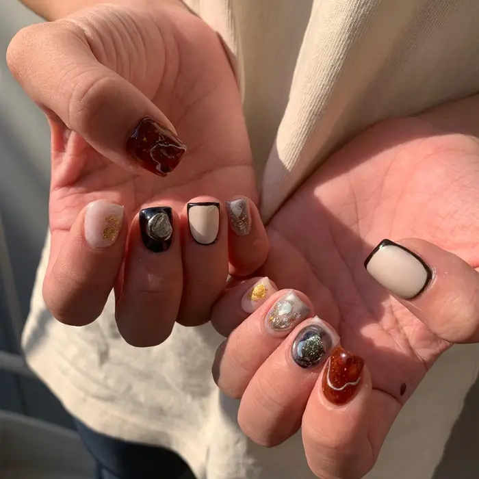 Nail ワンカラー ジェルやり放題 定額ネイル ジェル スカルプ ネイル 新宿 新宿三丁 Nailstudio Eviz所属 Nailstudio Eviz新宿店のネイルデザイン ミニモ