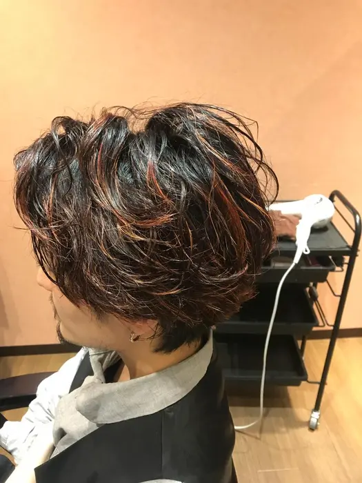 パーマで動きを出した大人スタイル 個室美容室 ディアローグ 戸塚所属 藤原 まやのヘアカタログ ミニモ